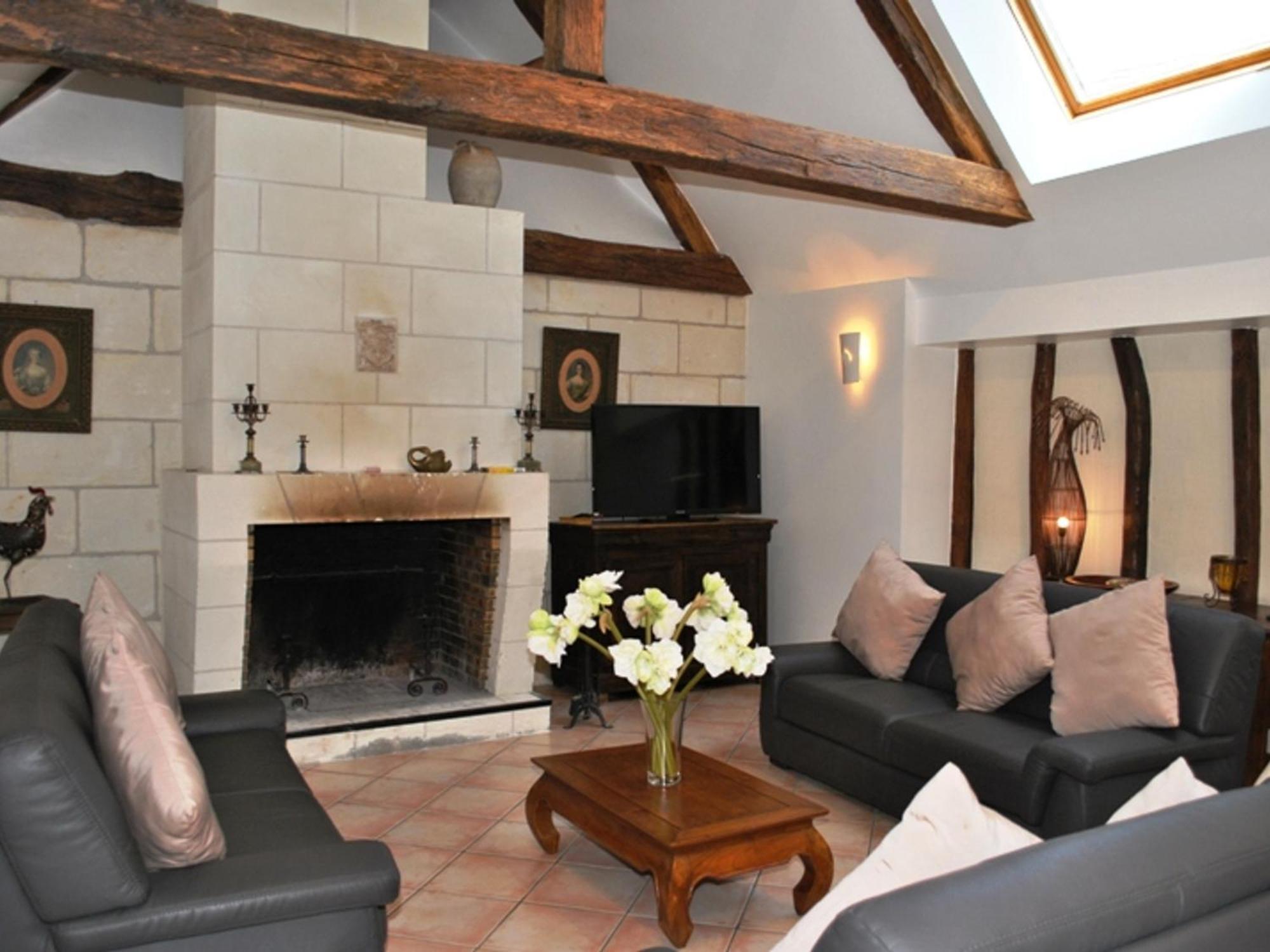 Gite De Charme Pres Des Chateaux De La Loire Avec Jardin, Terrasse Et Equipements Pour Familles - Fr-1-381-359 Azay-sur-Cher Экстерьер фото