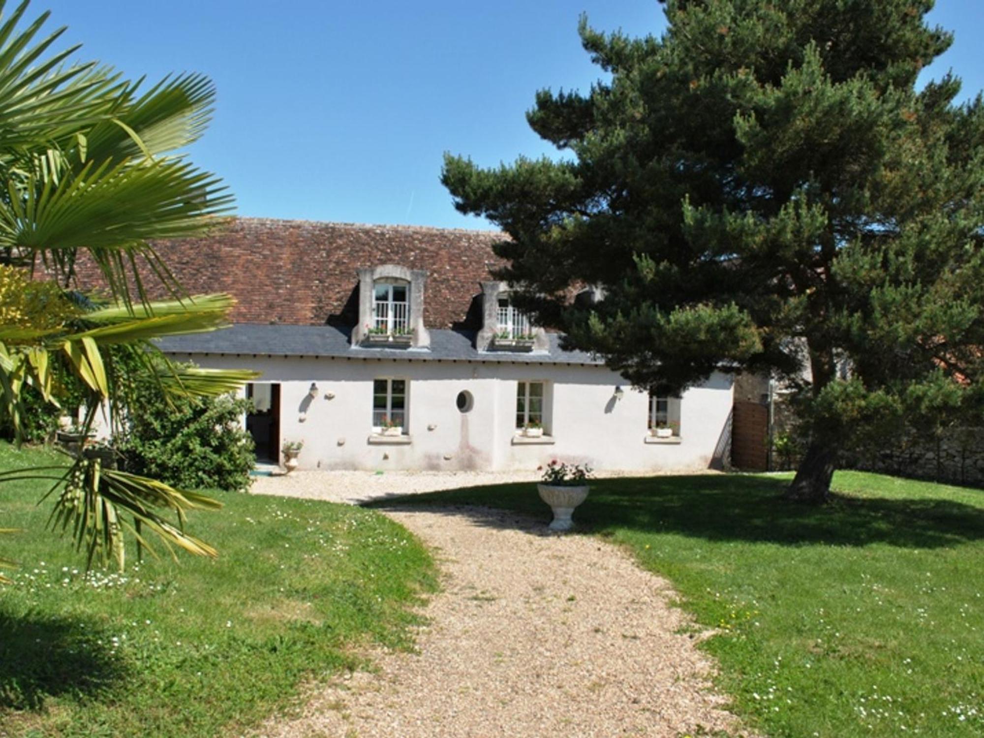 Gite De Charme Pres Des Chateaux De La Loire Avec Jardin, Terrasse Et Equipements Pour Familles - Fr-1-381-359 Azay-sur-Cher Экстерьер фото